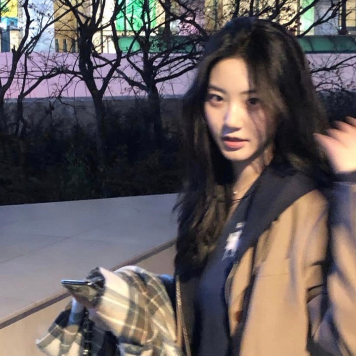 隔离故事 封面